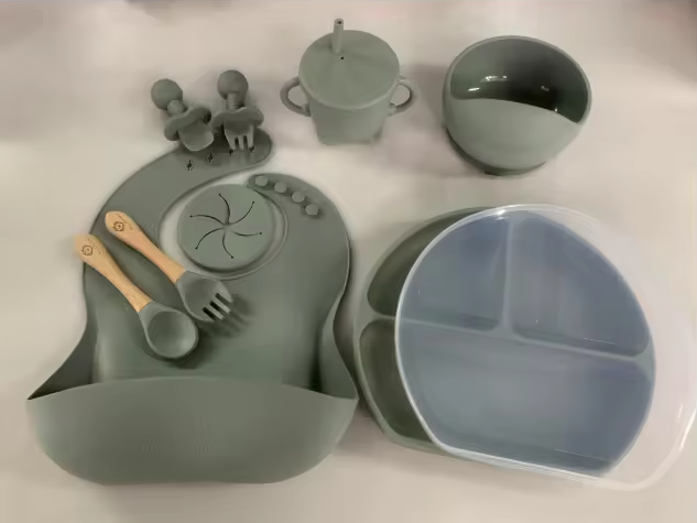11-Piece Silicone Baby Feeding Set – Suction Plate, Bowl, Cup & Utensils - Sage Green