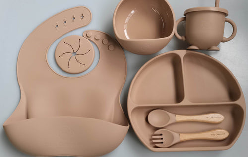 11-Piece Silicone Baby Feeding Set – Suction Plate, Bowl, Cup & Utensils - Sandstone Beige