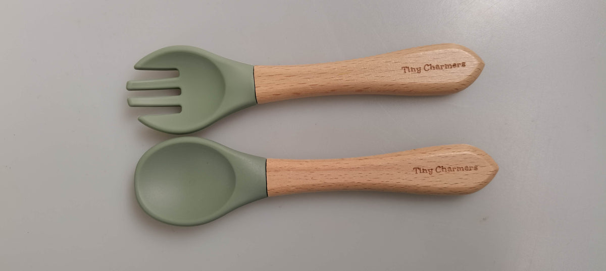 11-Piece Silicone Baby Feeding Set – Suction Plate, Bowl, Cup & Utensils - Sage Green